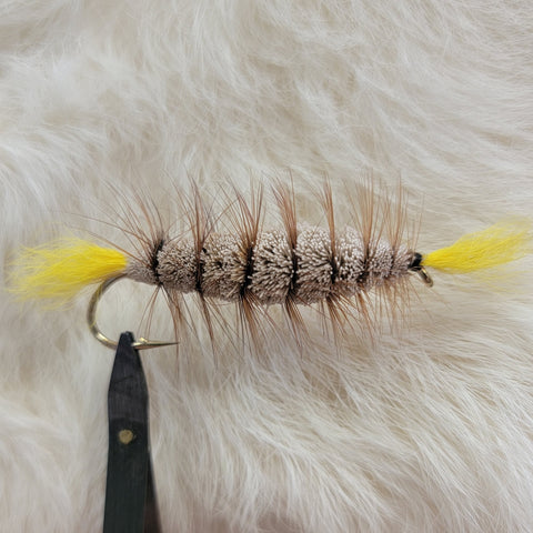 Salmon Bomber - Yellow Tail, Natural Body with Brown Hackle