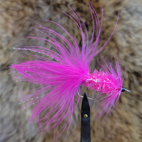 Pink Blood Worm - Saltwater Streamer